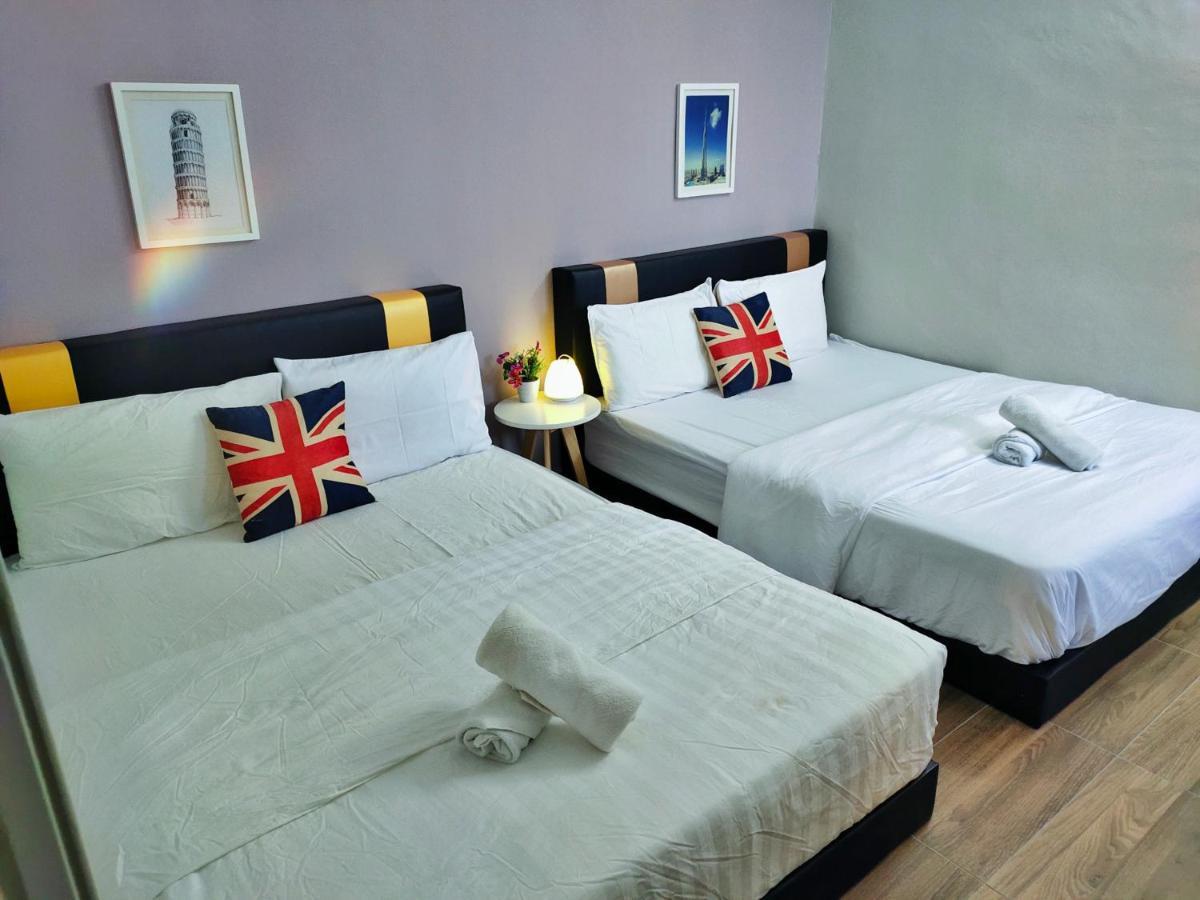 Semi-Detached, Up To 21 Pax, 4 Bedrooms, 3 Bathrooms, 4 Car Parks By Star Home Bayan Lepas Zewnętrze zdjęcie